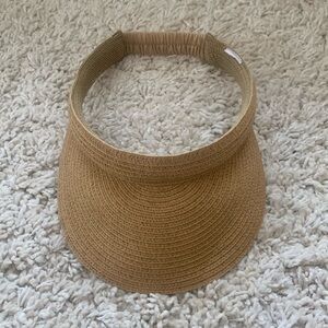 Women’s visor hat for summer. Get ready for your vacation! Perfect tan color.